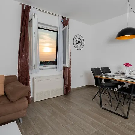 Anja Apartment Peroj