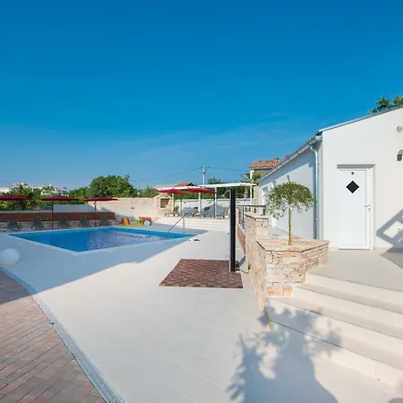 Anja Appartement Peroj